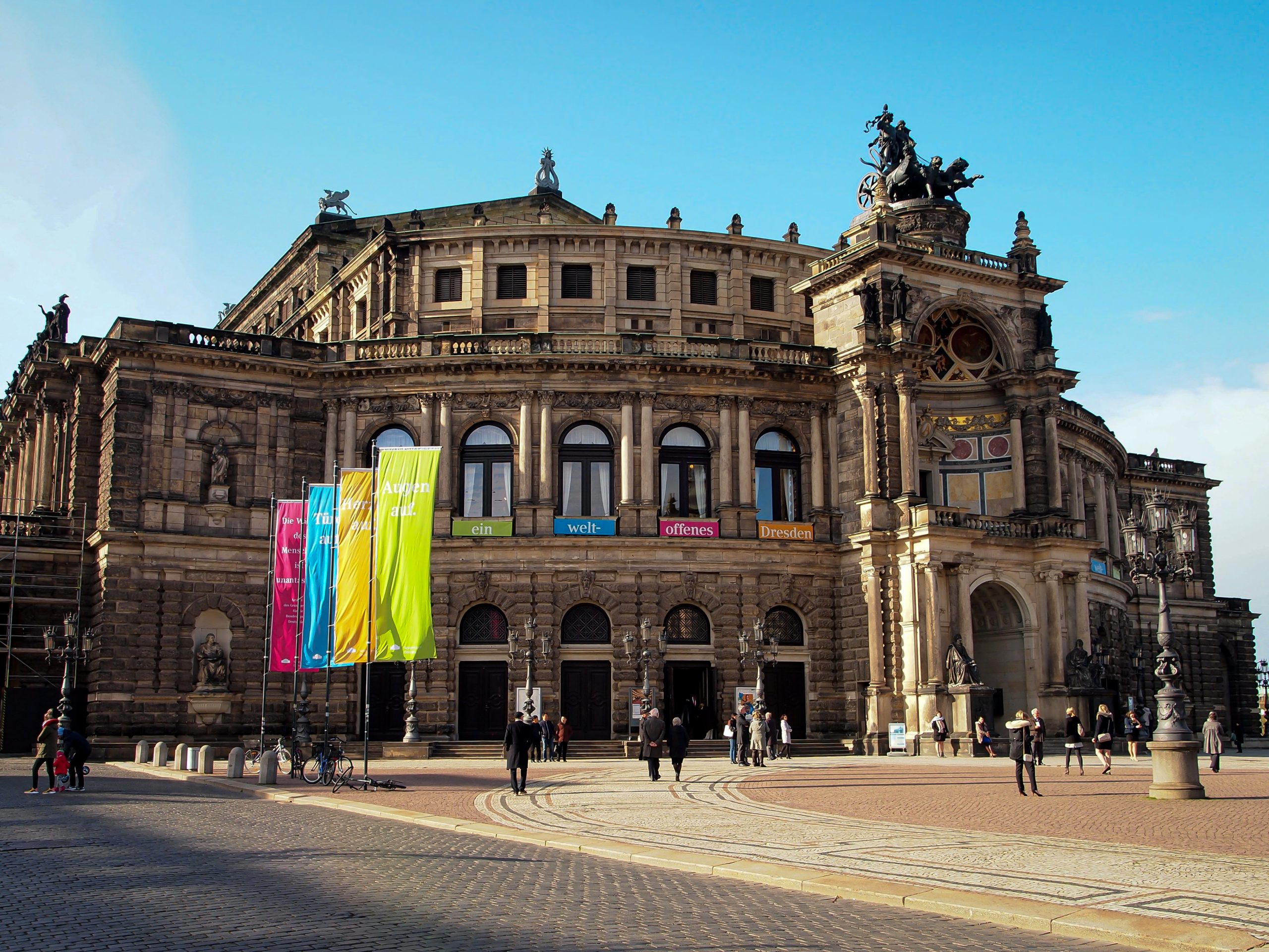 Michael Challinger - Opera Lover - 012